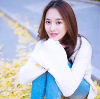 张依依时尚照片欣赏，创造101女团参加的综艺