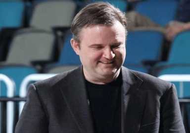 火箭队莫雷 ，nba季后赛即将结束之际的球队