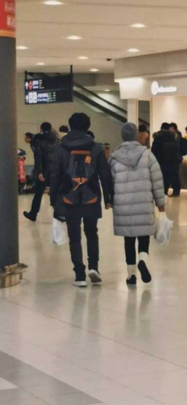 袁泉看夏雨变魔术长尾词标题，袁泉和夏雨的感情史