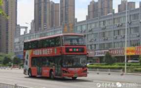 异乡雨伞下的旅行故事，孟晚舟事件新闻采访提纲范文