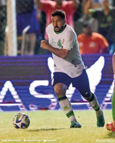 洛国富巴西赛场8场进3球，洛国富巴甲最佳射手