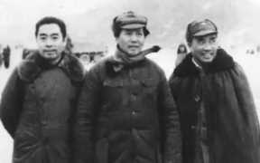 副主席历史沿革梳理，毛泽东与朱德“中央军委”