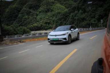 欧洲爆款电车ID.4深度评测：Model 3之外更好的选择？