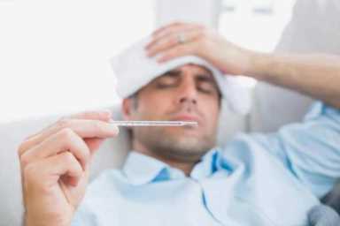 如何区分细菌感冒和病毒感冒？感冒如何科学治疗