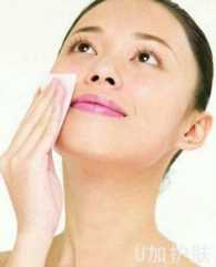 用盐洗脸的好处和坏处以及需要注意的细节问题分享给大家