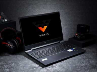 惠普 VICTUS 光影精灵8游戏本带你走进三屏联动的深层游戏空间