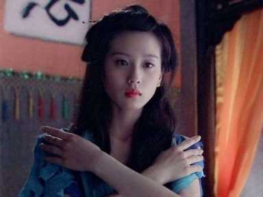 “闻香识女人”，女人都要知道的几款香水品牌，奢侈经典永不过时