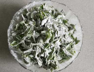 榆树叶用途,榆树叶的功效与作用及药用价值插图11 遇见榆树别错过,摘点叶子回家,和花生一起蒸,清香入味,好吃
