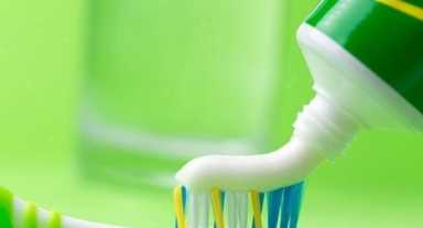 开塞露里添点“它”，不出一个月淡斑去皱还嫩肤，早学会早受益