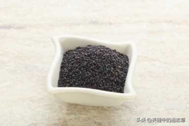 送你一味黑芝麻，聪耳明目、乌发生发、润肠通便，滋补一身精血
