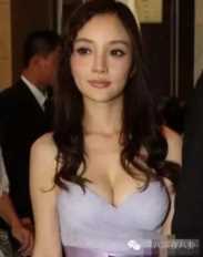 陈妍希的史上最美伴娘团，只能靠阿娇的颜拉高了