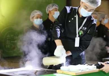 蒙自源荣登“2023中国餐饮加盟品牌TOP100”榜单！