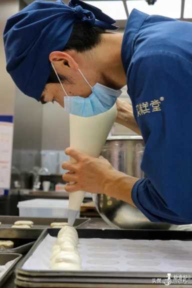 继鲍师傅后汉糕堂中式糕点又火了，中式糕点加盟市场潜力巨大