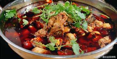 重庆烧鸡公火锅配方做法解密，这是与烧鸡公师傅交流所得欢迎验证