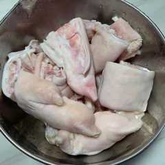 红烧猪蹄走起，简单又好吃，吃货来收藏哦