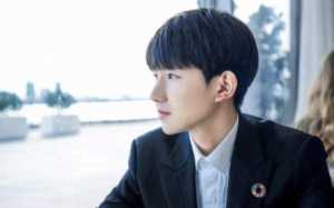 欧阳娜娜王源都在巅峰期入读伯克利，大火明星去读书，未必是好事