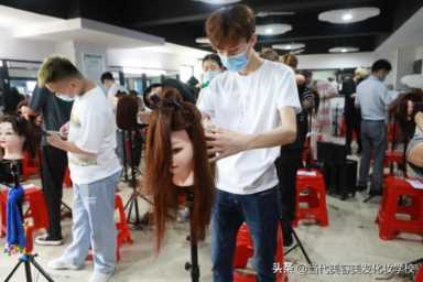 学习美发中教您常见的吹风难点和解决办法