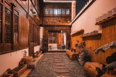 尽享古宅慢时光，隐匿在仓城的这家咖啡店等你来体验｜一起咖啡吧