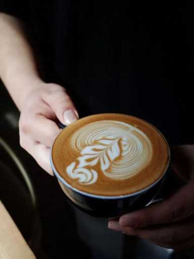 尽享古宅慢时光，隐匿在仓城的这家咖啡店等你来体验｜一起咖啡吧