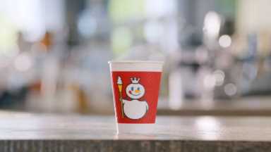 蜜雪冰城官网：蜜雪冰城加盟开店15万元吗？蜜雪冰城加盟费！