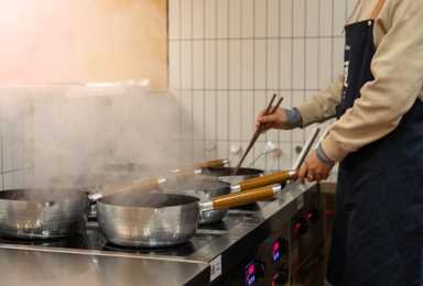 餐饮加盟犹豫不决，创业者都在考虑哪几个方面