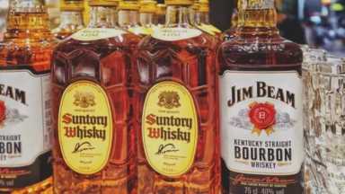 又潮又精致，这家卤味店的设计是要逆天吗！