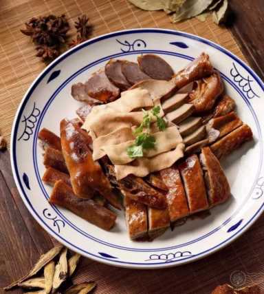 又潮又精致，这家卤味店的设计是要逆天吗！