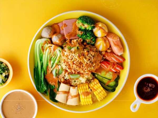 张亮麻辣烫加盟费用,张亮麻辣烫一年利润