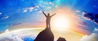 安踏三十年，从晋江“杀”出一条生路