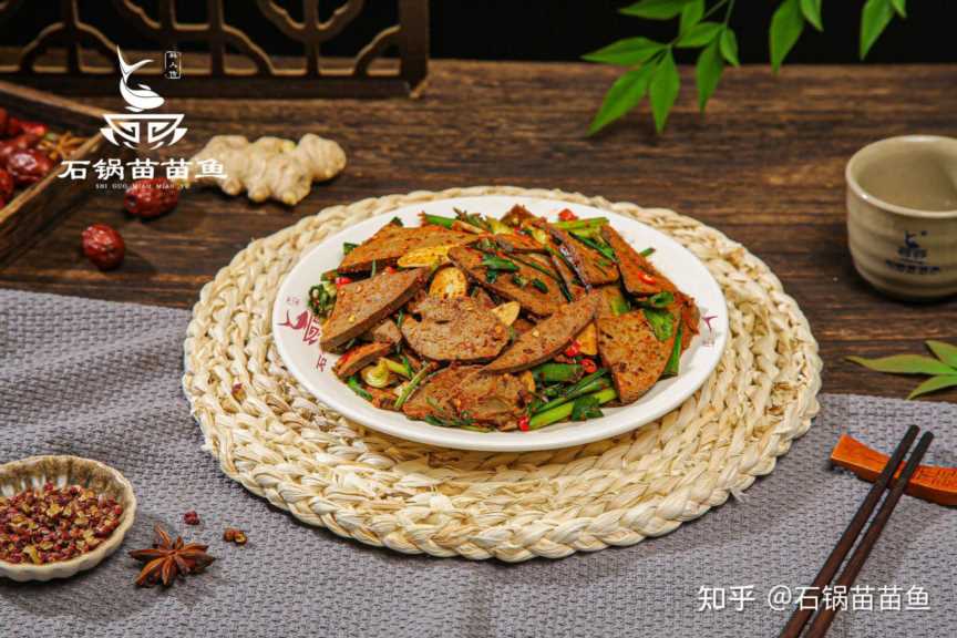 投资开店加盟,加盟火锅餐饮店有哪些优势和劣势插图15 投资开店加盟,加盟火锅餐饮店有哪些优势和劣势