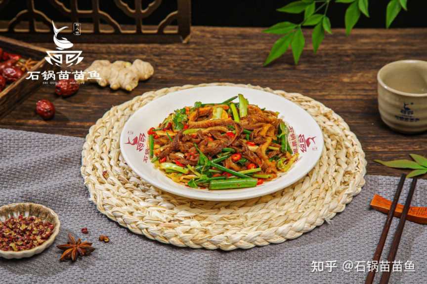 投资开店加盟,加盟火锅餐饮店有哪些优势和劣势插图17 投资开店加盟,加盟火锅餐饮店有哪些优势和劣势