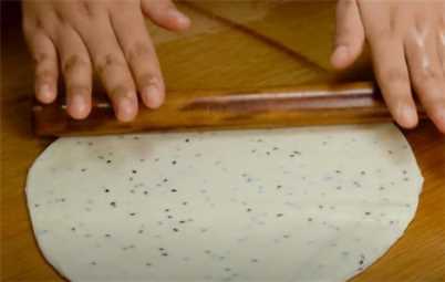 春饼怎么做又软又好吃,如何做出软糯可口的春饼