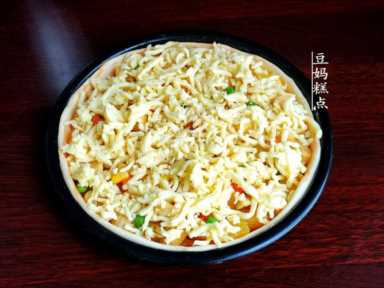 在家做披萨，记住3点，水果满满，香味浓郁，比买的更好吃