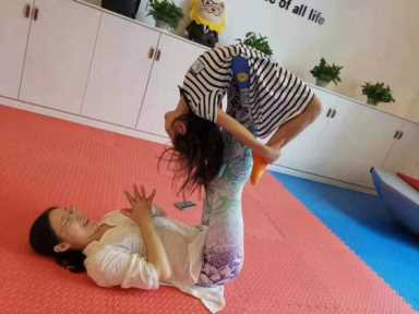 托班早教加盟,托班早教加盟机会分析插图3 2020年教育加盟行业趋势--社区早教综合体