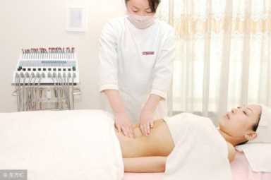 应该怎样正确的加盟美容院品牌，看了你就知道了