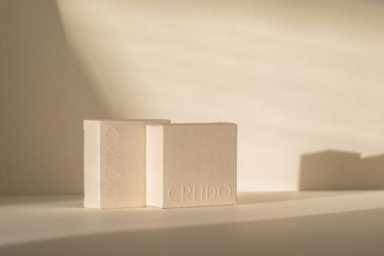 crudo 护肤品品牌logo设计 via:serena