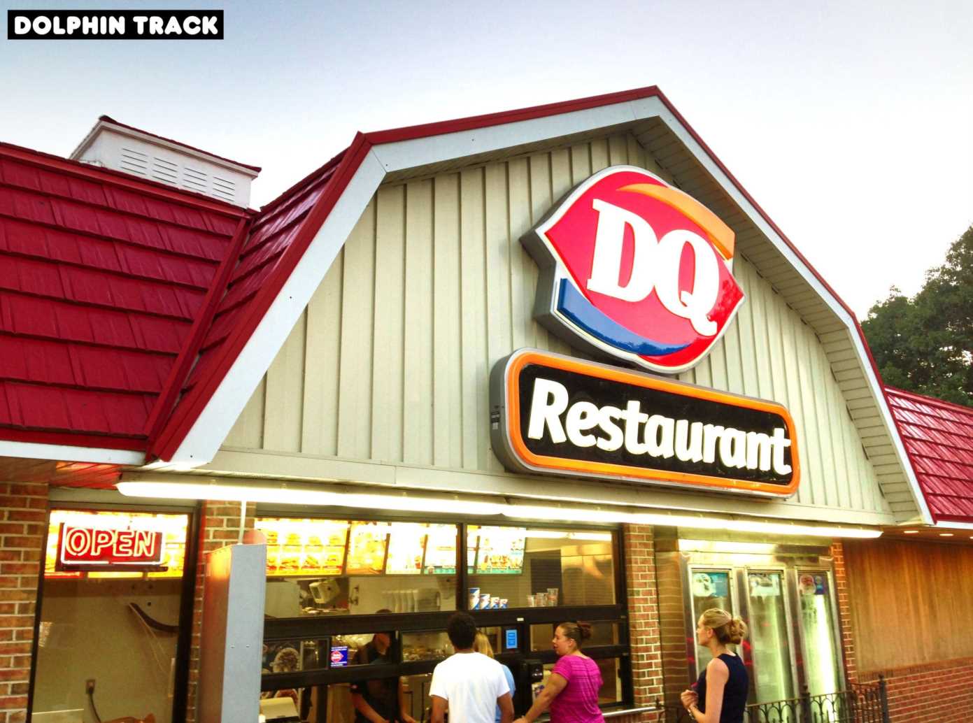 dq冰雪皇后上班怎么样,DQ全职员工有试用期吗