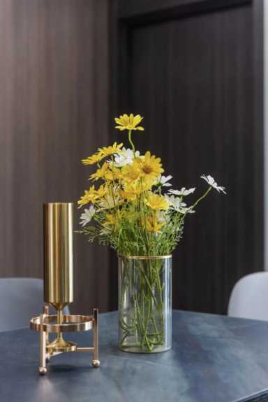 家居装饰图片 效果图,现代风格家居装饰图片效果分享插图27 案例分享 | 93㎡现代简约:黑白灰+原木色,温柔无争岁月静好