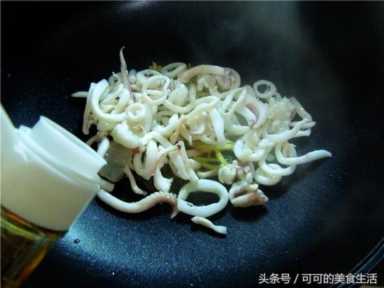鱿鱼怎么炒好吃又嫩,如何做出美味可口的家常炒鱿鱼插图23 好吃又清新的夏日小炒,爽脆可口的鱿鱼这么炒最鲜嫩