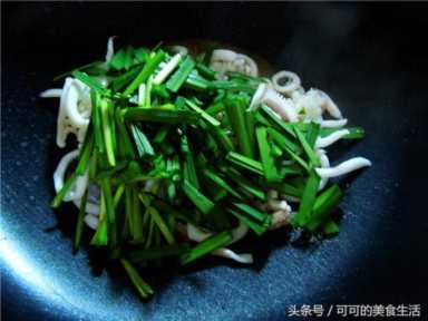 鱿鱼怎么炒好吃又嫩,如何做出美味可口的家常炒鱿鱼插图27 好吃又清新的夏日小炒,爽脆可口的鱿鱼这么炒最鲜嫩