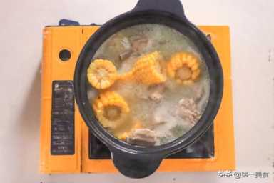 玉米炖排骨最家常的做法，虽然简单易做，很多人第一步就做错了