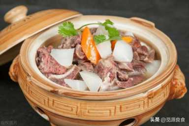 牛肉怎么做好吃,如何做出美味可口的牛肉菜肴插图1 炖牛肉,记住6点小窍门,软烂不塞牙,香嫩没腥味,老人也能嚼动