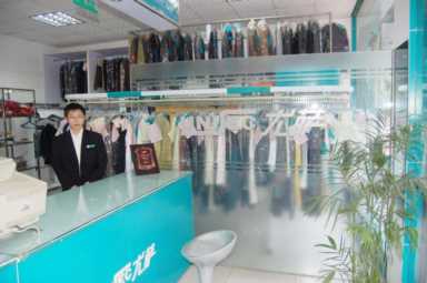 开干洗店，如何做到年入百万？