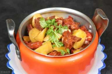 煮肉炖排骨，放料越多越难吃，大厨教你小技巧，软烂入味吃着香