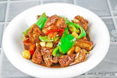 煮肉炖排骨，放料越多越难吃，大厨教你小技巧，软烂入味吃着香