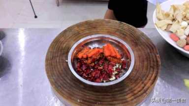 厨师长分享家常麻辣香锅做法，配方独特口味地道，全是干货请收藏