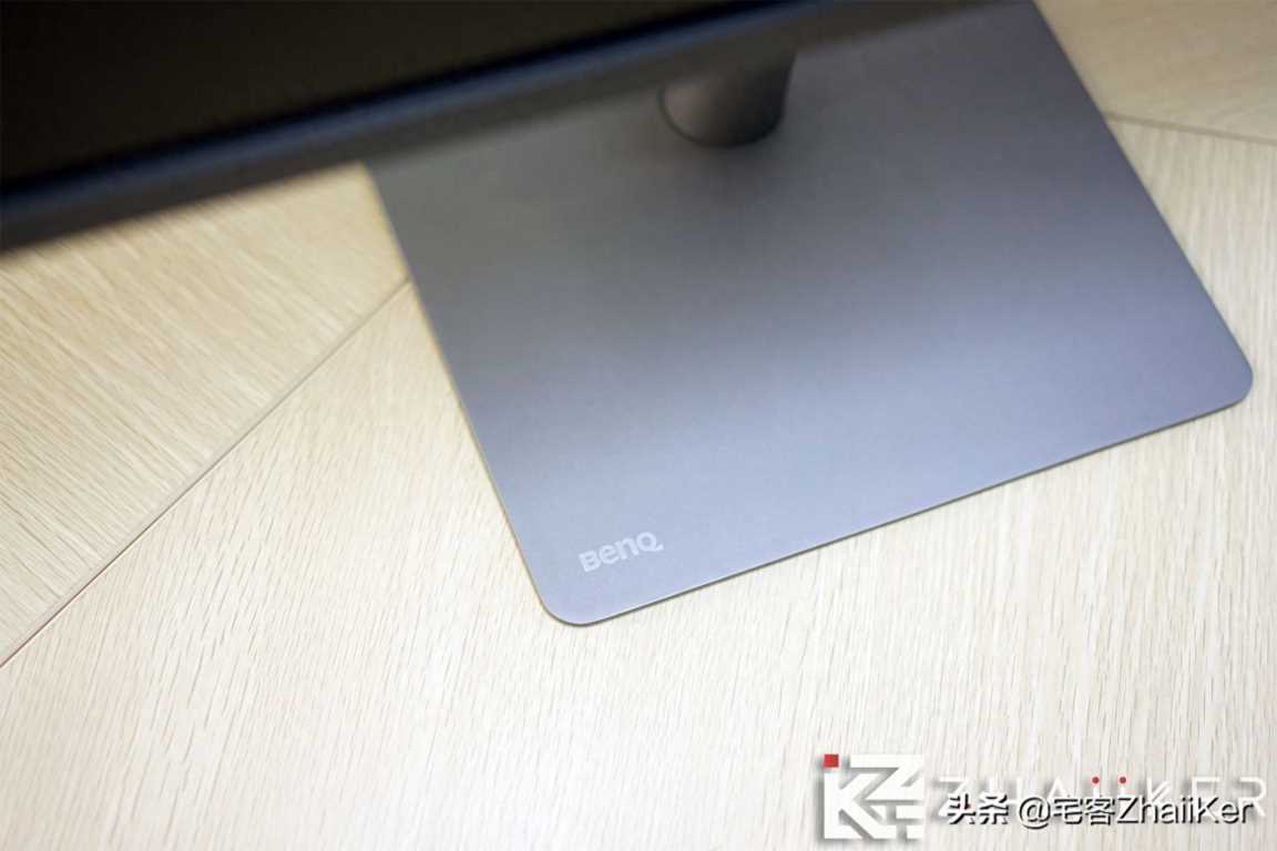 明基pd2720u能和苹果屏比吗,明基和苹果显示器哪好