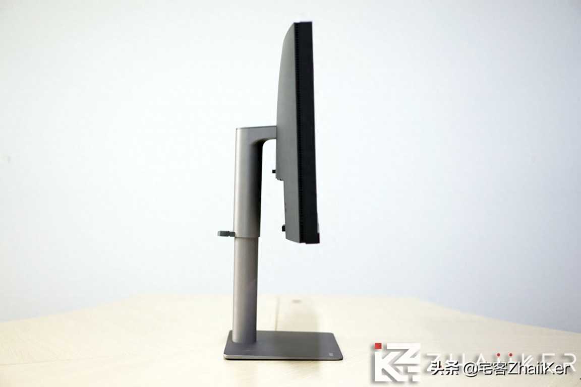 明基pd2720u能和苹果屏比吗,明基和苹果显示器哪好