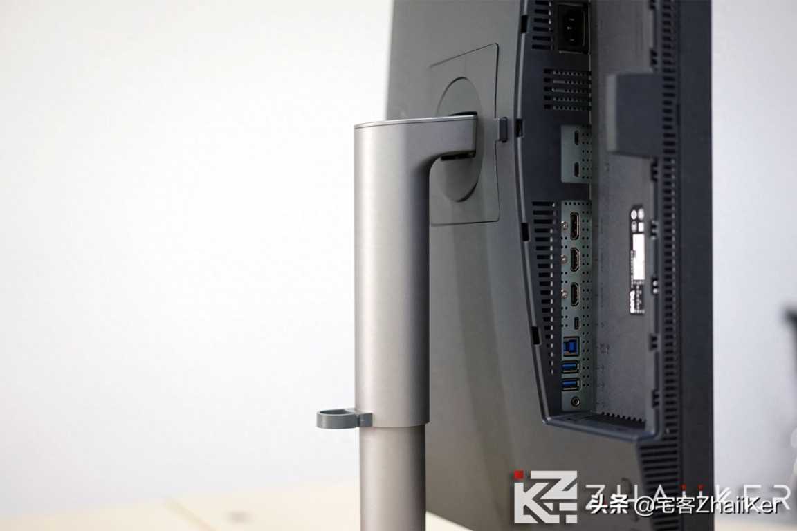 明基pd2720u能和苹果屏比吗,明基和苹果显示器哪好