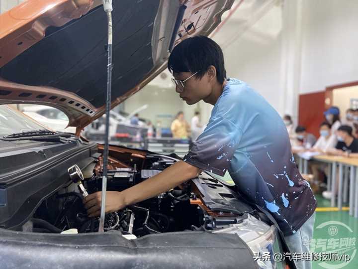 温州汽车维修技师证怎么考,汽修技师资格证